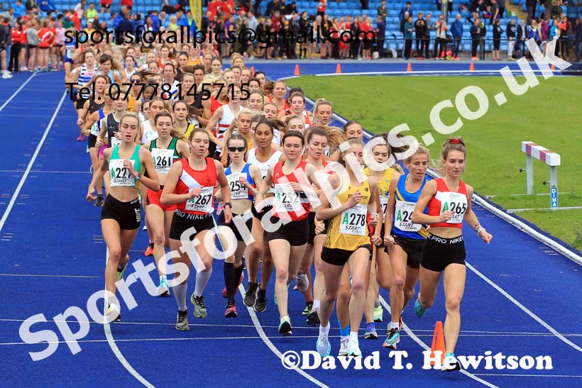 Senior womens 4 Stage Relay, 2022 Northern Road Relays, SportsCity, Manchester. Photo: David T. Hewitson/Sports for All Pics